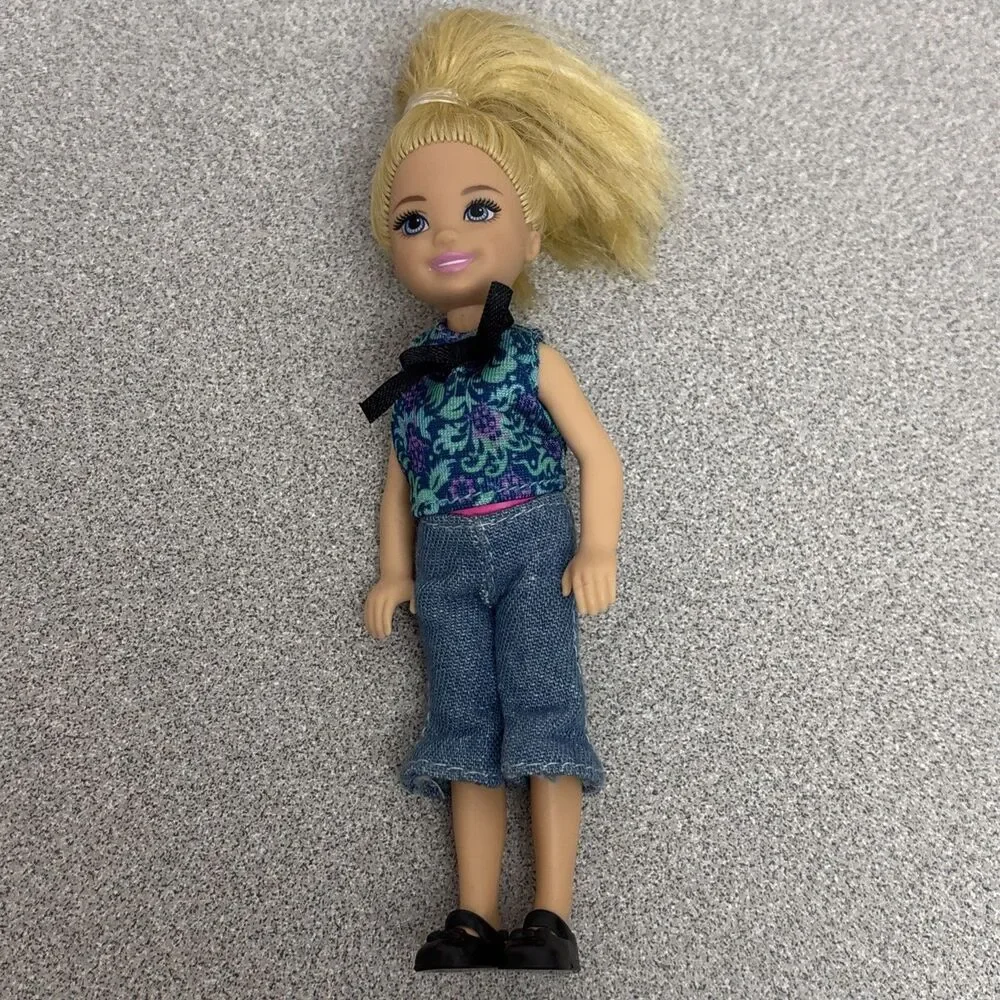 Mattel Barbie Club Chelsea Doll, Lot of 3 Girl Dolls, Dressed, Backpack, 1 AA